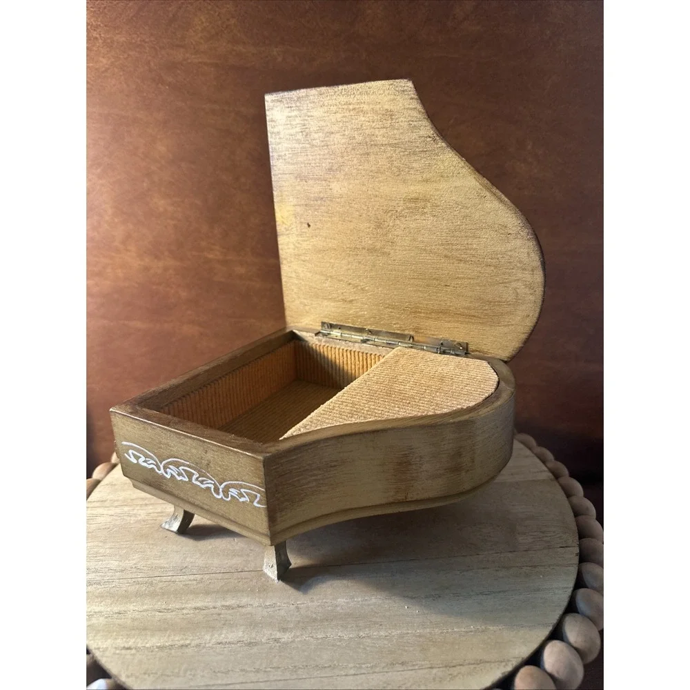 Sankyo Vintage Piano Jewelry Music Box -Red  Velvet-Love Story Theme -French Art